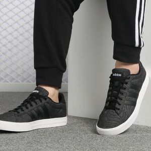 NWT Adidas Daily 2.0 Mens Shoes